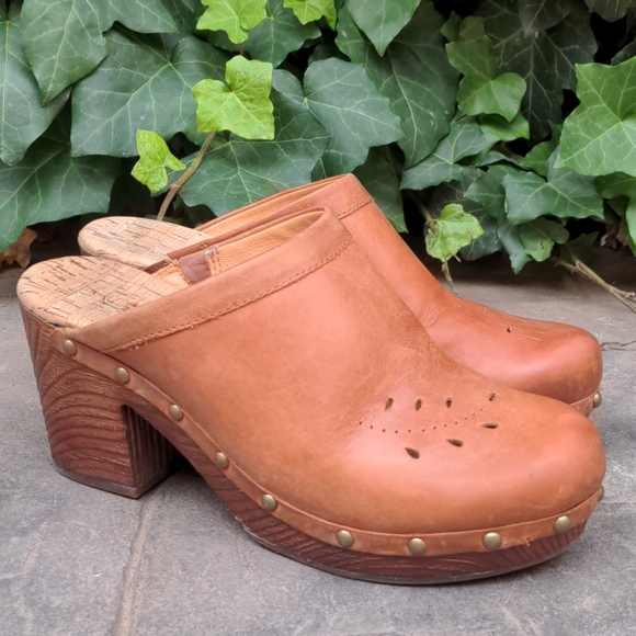 korks by kork ease clogs